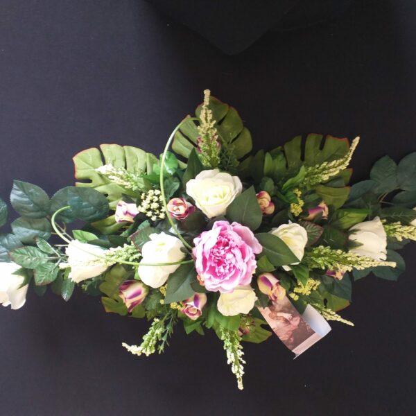 Fleurs en soie du funérarium Simon et Fils rue Saint-Nicolas à Liège